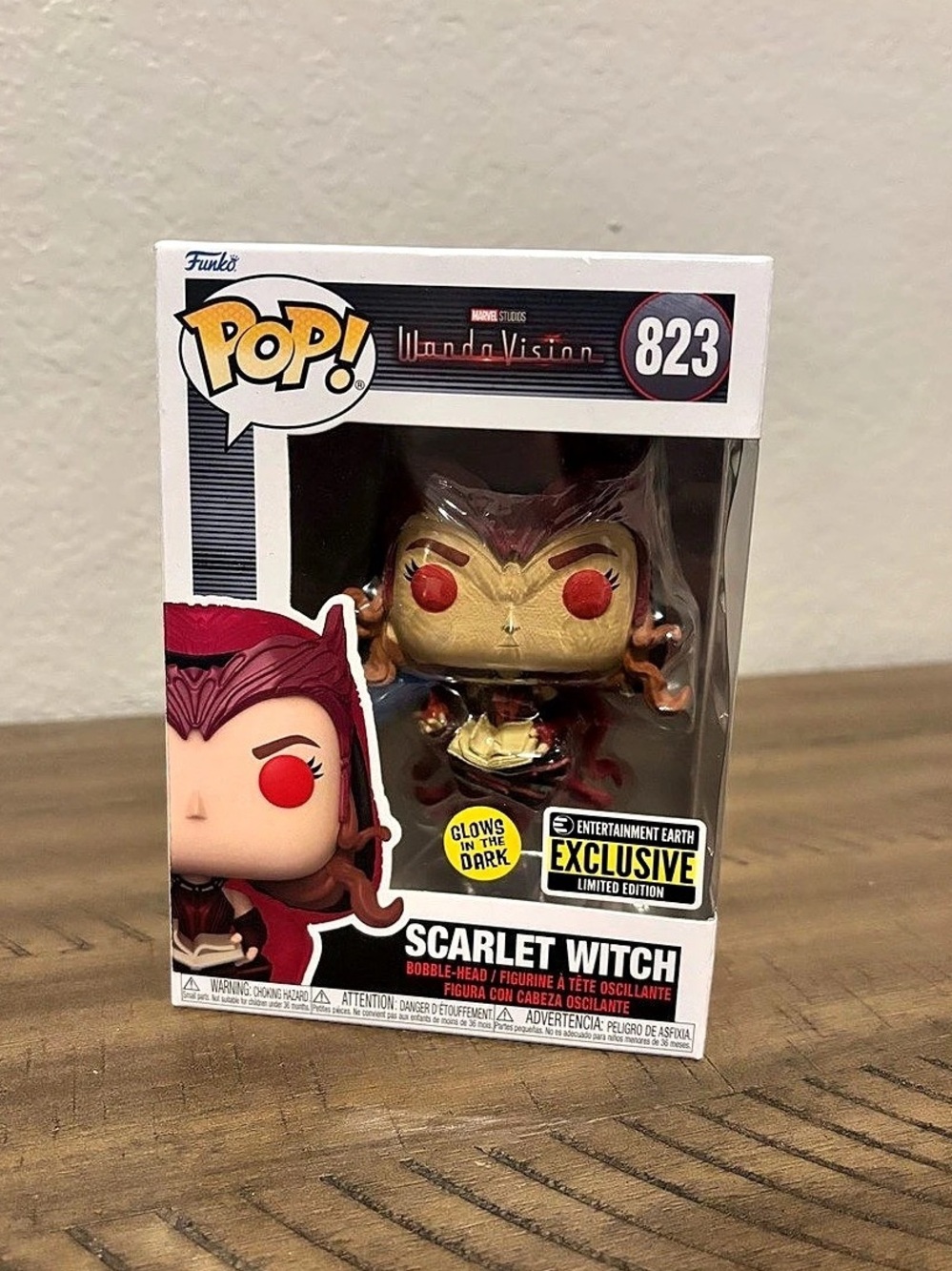 Funko Pop! Scarlet Witch Scarlet Witch #823 Exclusive Like New
